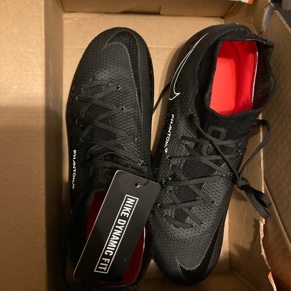 COPY - Nike Phantom GT2 Pro DF FG Soccer Cleats- New in Box - Picture 2 of 5